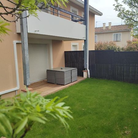 Appartement T2 Avec Jardin Proche Aeroport, Airbus, Meet à Daux Extérieur photo
